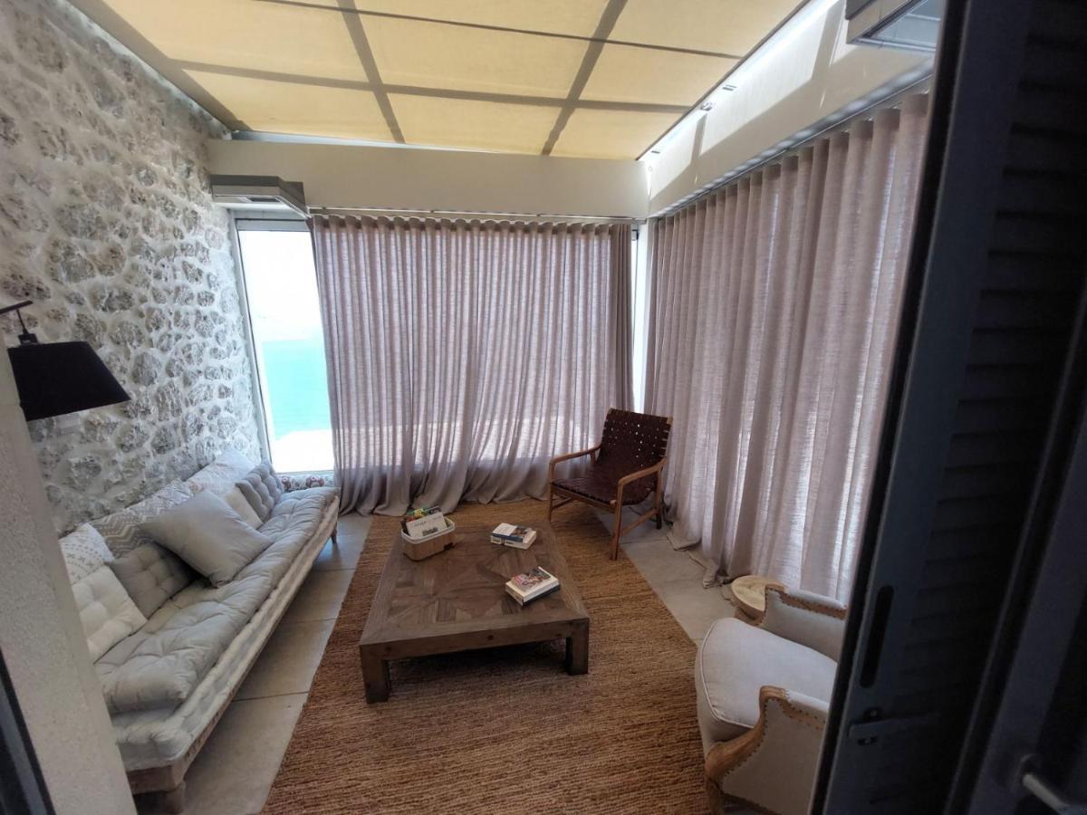 Kairos- Aegean Sea Villa